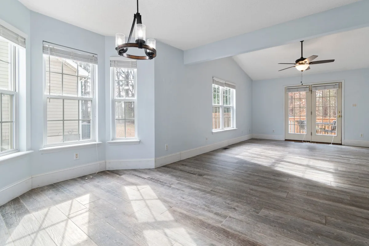 Clean, safe room after biohazard cleanup in Stone Mountain, GA
